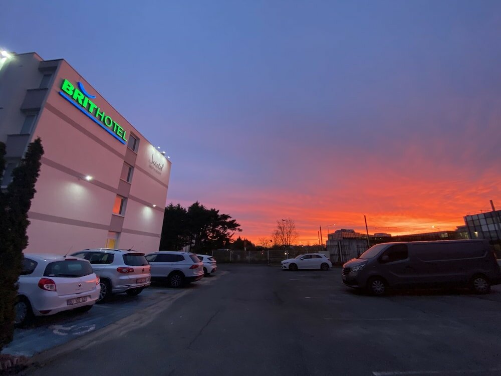 Фото Brit Hotel Bordeaux Aéroport - Le Soretel