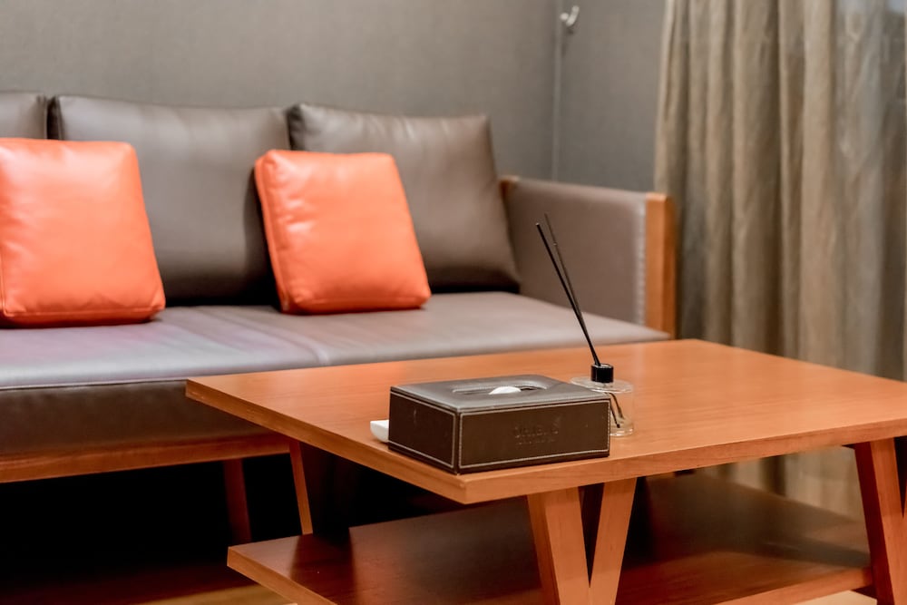 Фото Oriens Hotel & Residences