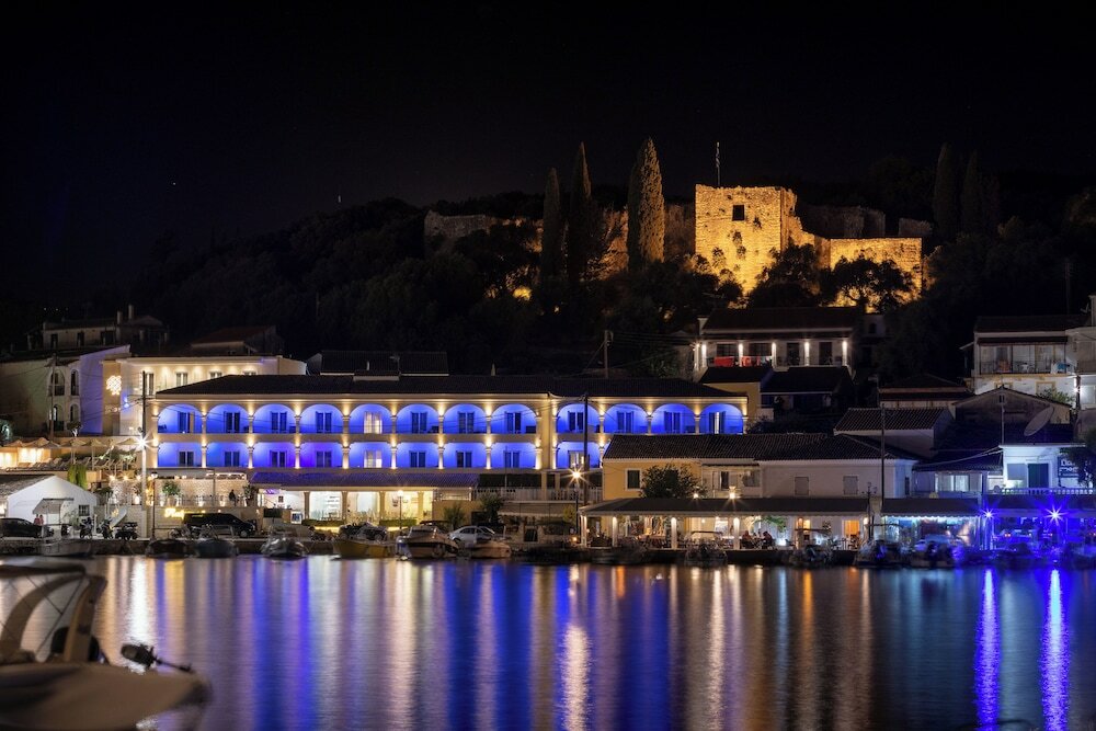 Фото отеля 2