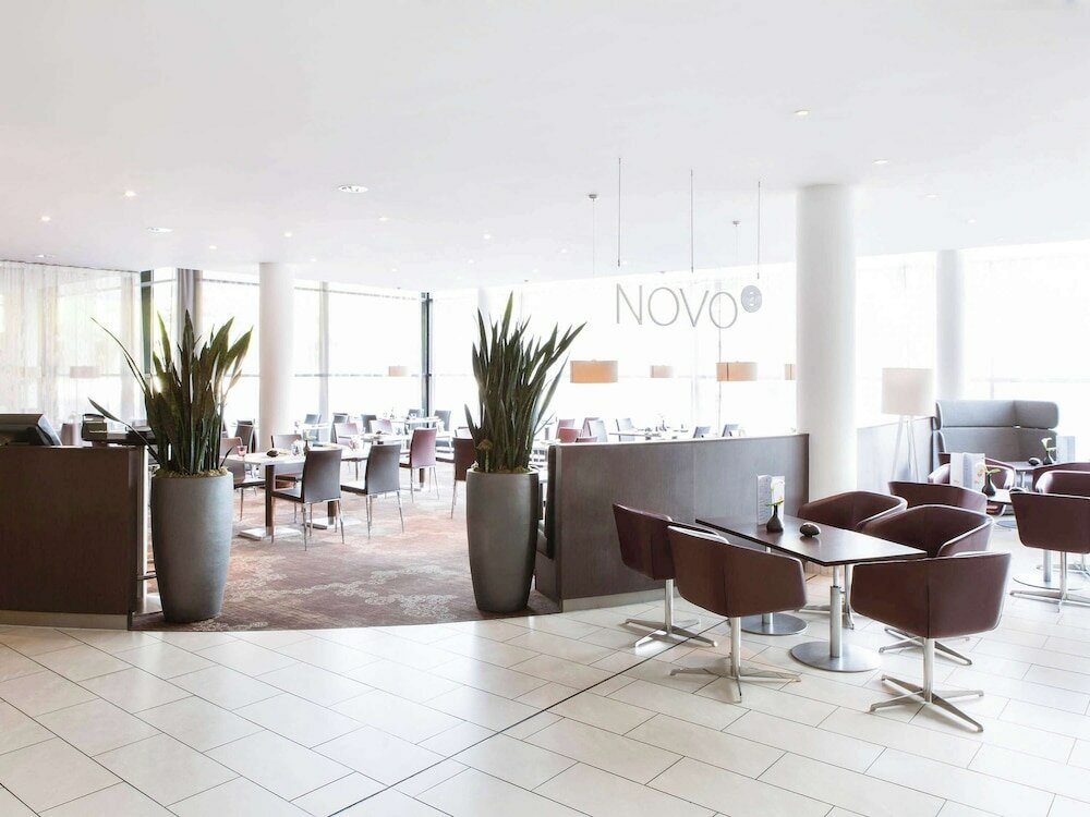 Фото Novotel Hamburg City Alster