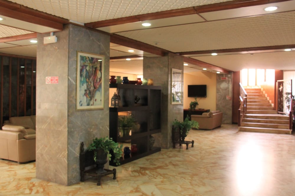 Фото Hotel Plaza