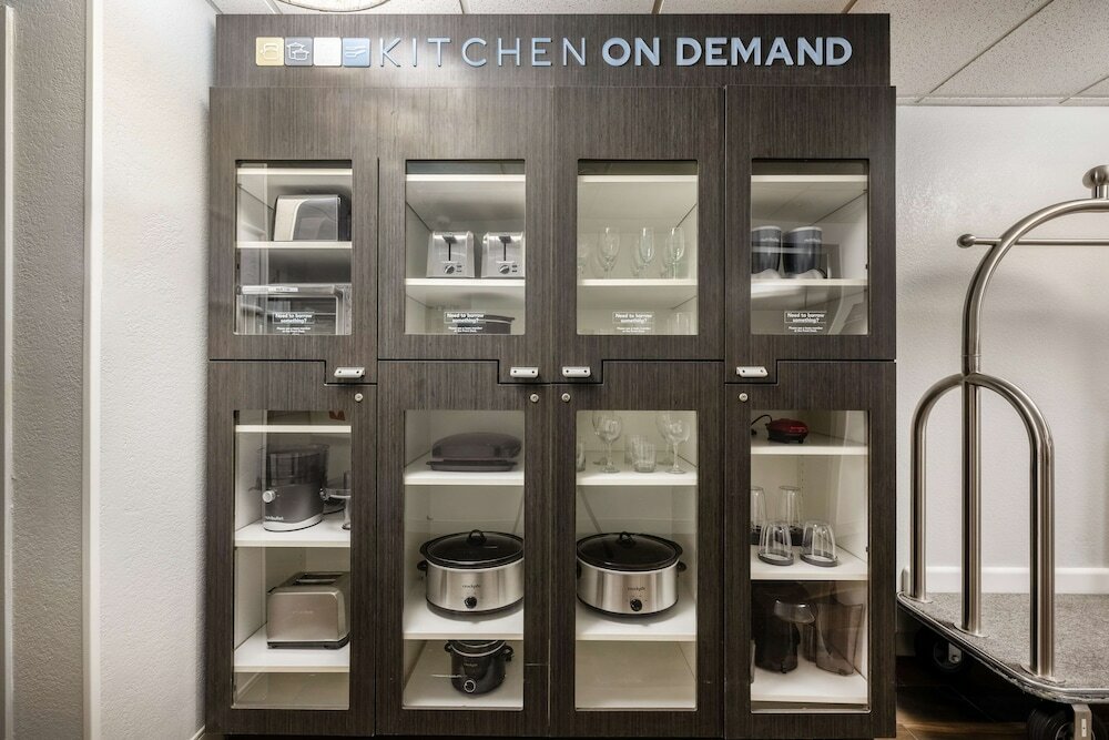 Фото Sonesta Simply Suites Jersey City