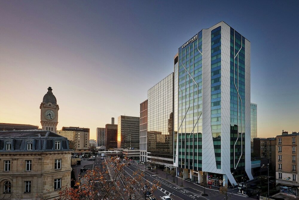 Фото отеля 1