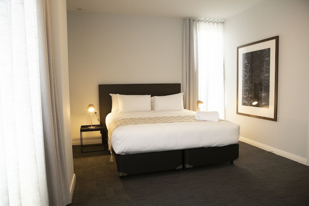 Фото The Gerald Apartment Hotel