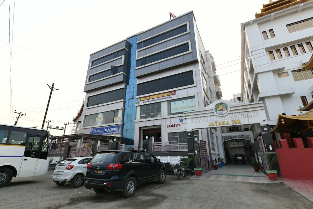 Фото Hotel Jataka Inn