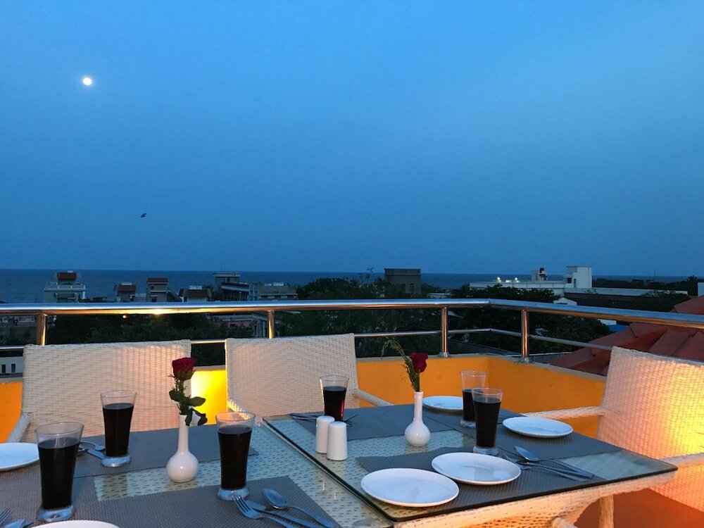 Фото Hotel Villa Krish