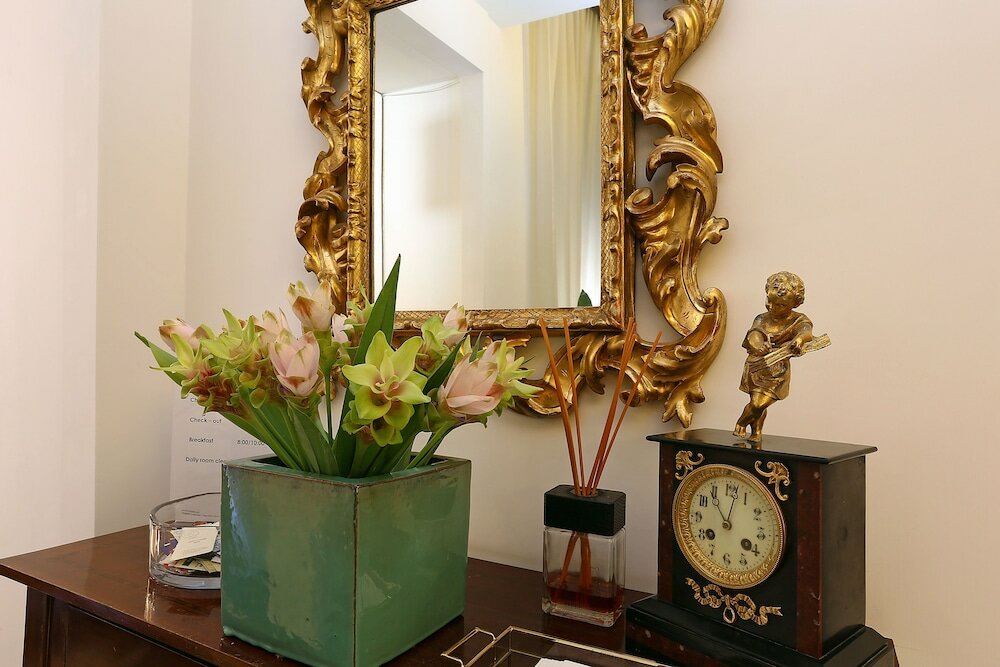 Фото Houspitality Caesar B&b