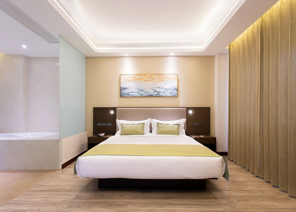 Фото The Marison Hotel