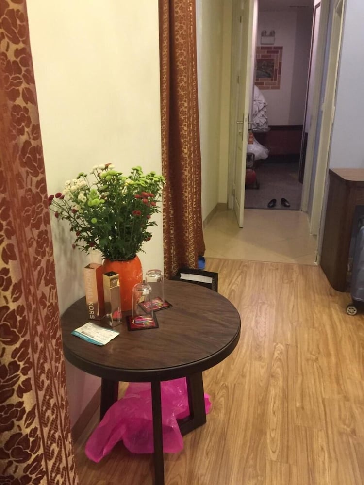 Фото Hanoi Street Hotel