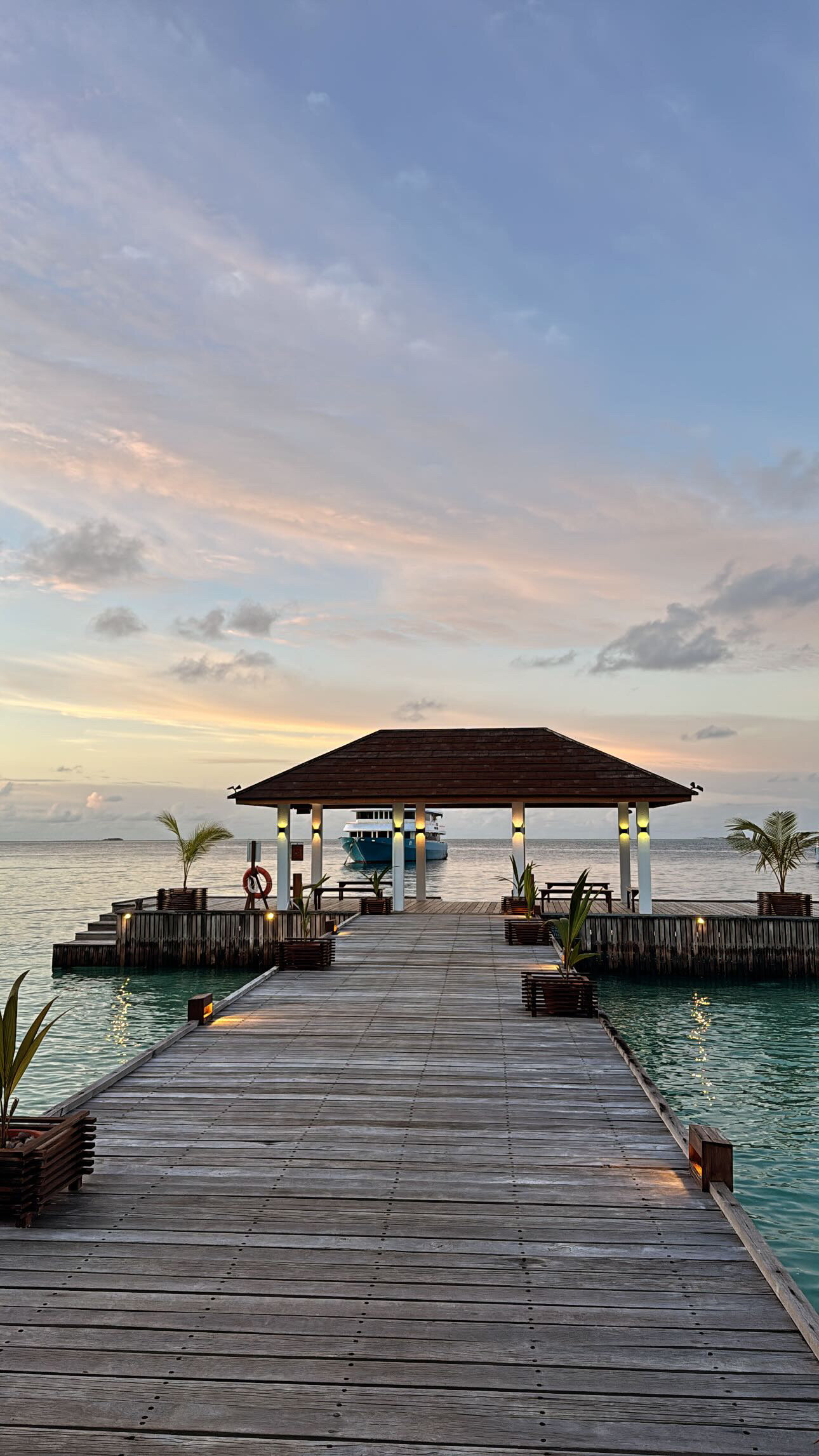 Фото Fiyavalhu Resort Maldives