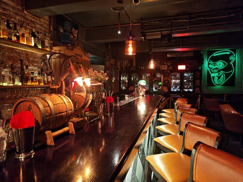 Әйелдер ерлердің анустарын жалайды (фото)