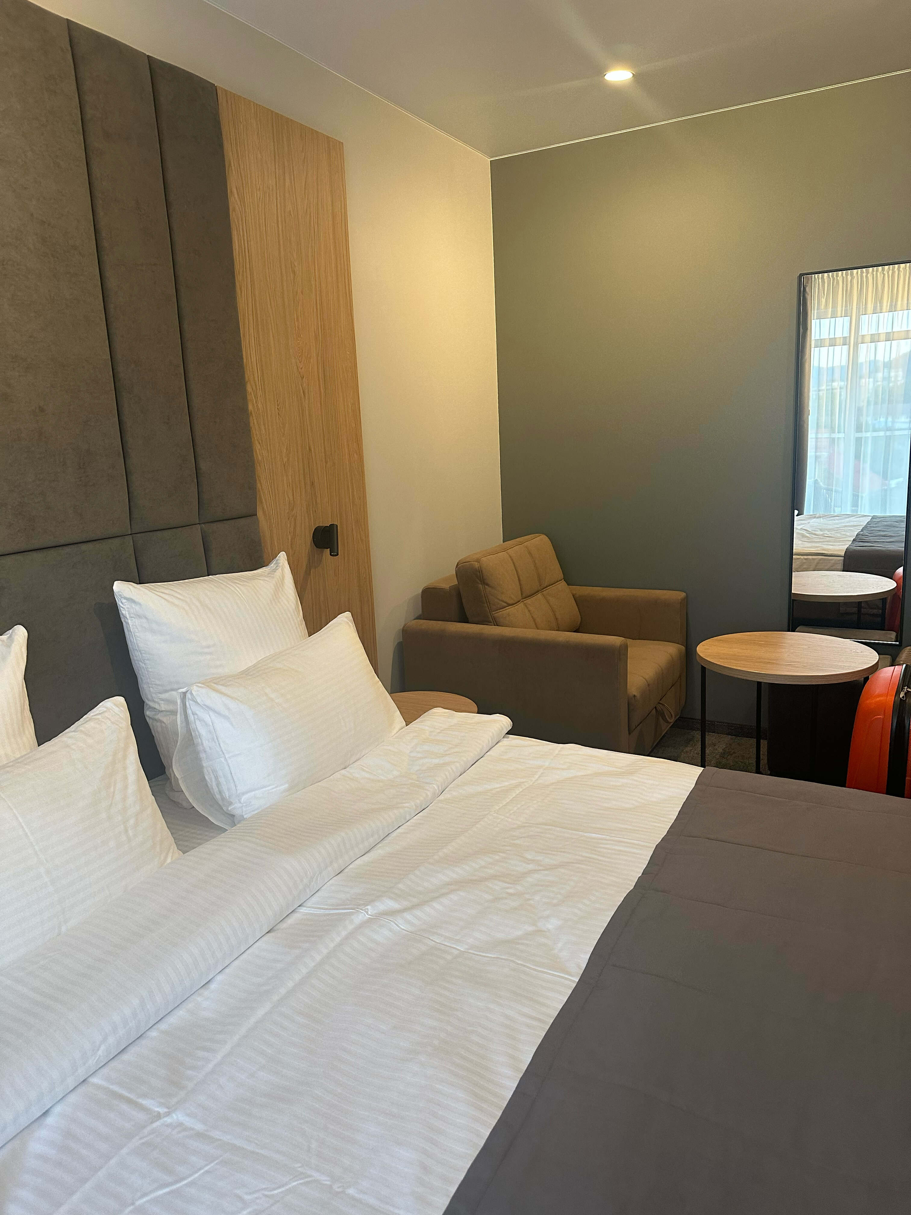 Фото Miracle Garden Hotel