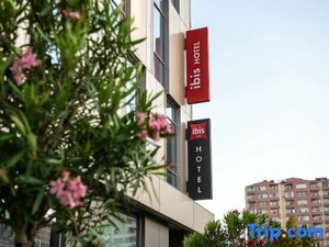 Гостиница Ibis Baku City