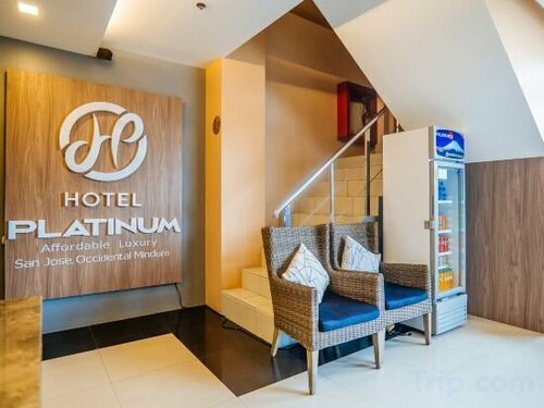 Гостиница RedDoorz Plus @ Hotel Platinum Occidental Mindoro в Провинции Западный Миндоро