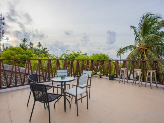 Фото Violet Inn Hotel