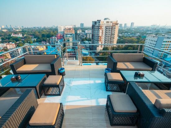 Фото Hotel Sanchaung