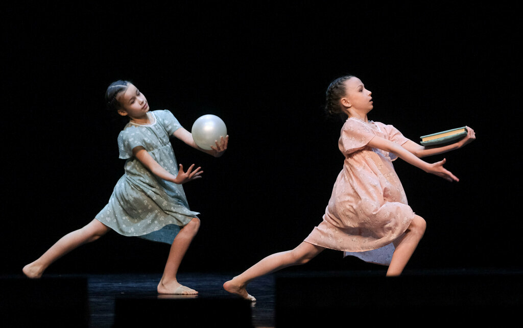 Artistic group Vremya Indigo, Kazan, photo