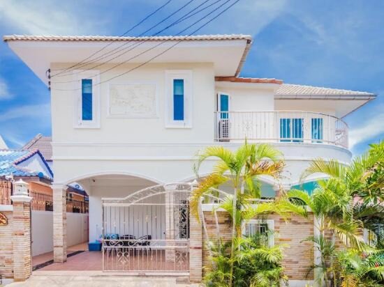 Hotel Walkingstreet Tewaree villa 4 bedrooms, Pattaya, photo