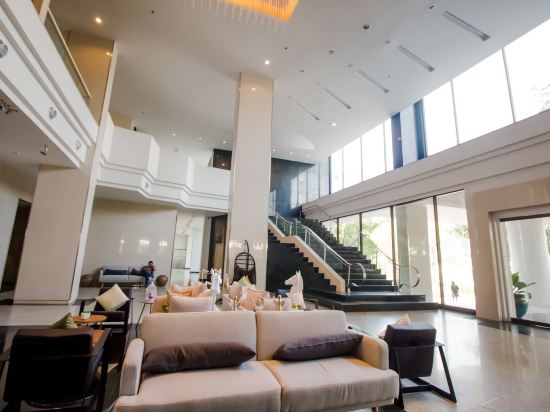 Фото Fortune Hotel Korat