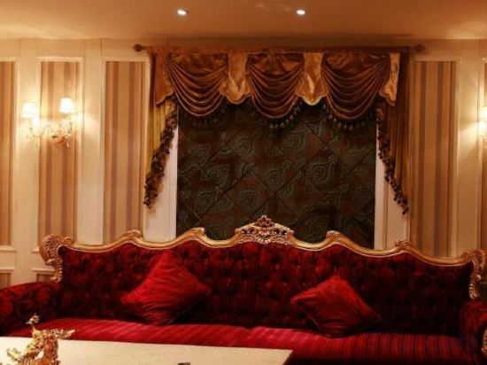 Фото Kunshan Yizui Crown Hotel