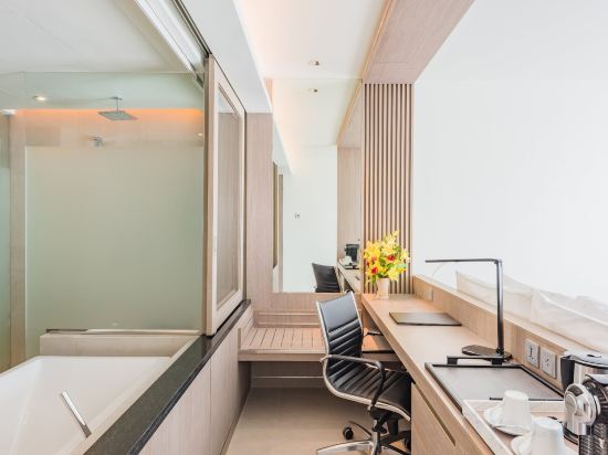 Фото Oceanfront Beach Resort