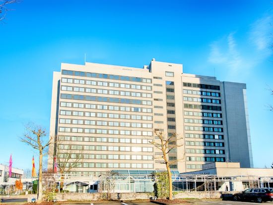 Фото Crowne Plaza Frankfurt Congress Hotel, an Ihg Hotel