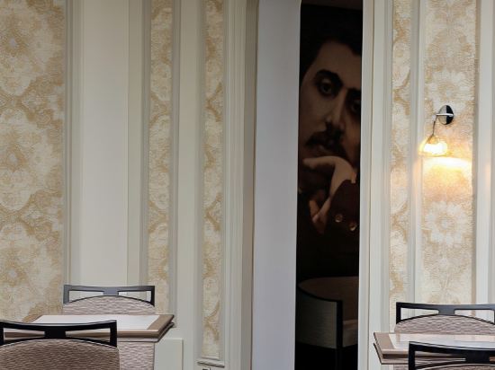 Фото Hôtel Littéraire Le Swann BW Premier Collection