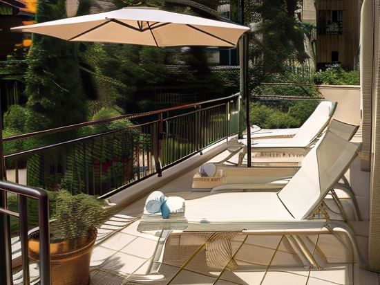 Фото Adina Apartment Hotel Budapest