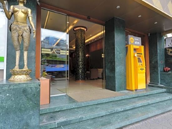 Фото Arawana Regency Park Sukhumvit