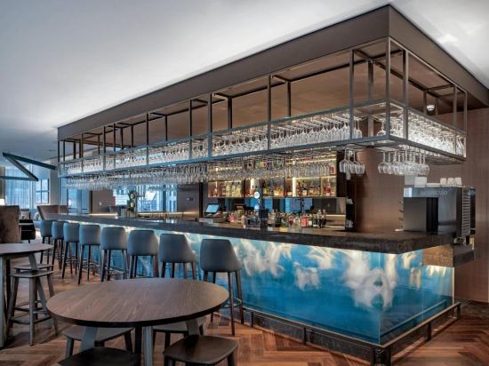 Фото Ac Hotel by Marriott Manchester City Centre