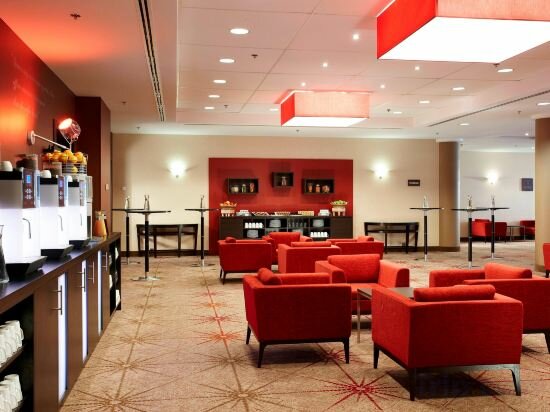 Фото Courtyard by Marriott Brussels