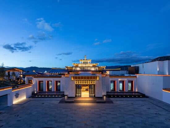 Фото Hotel Indigo Diqing Moonlight City, an Ihg Hotel