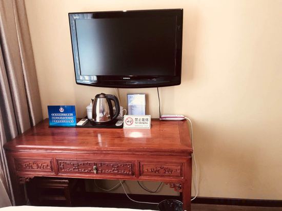 Фото Beijing Hyde Courtyard Hotel