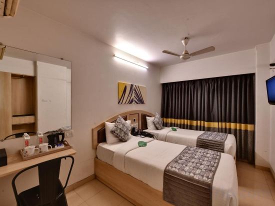 Фото IStay Hotels Andheri Midc