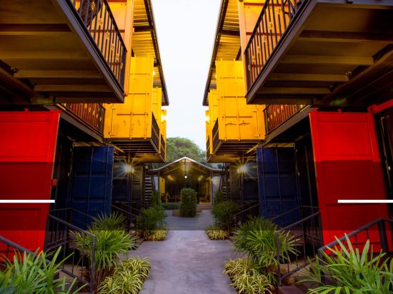 Фото Tuscany Land Resort Donmuang