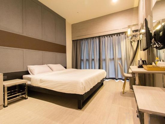 Фото Lazy Sunday Hostel