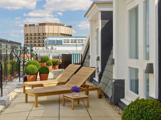 Фото The London Edition