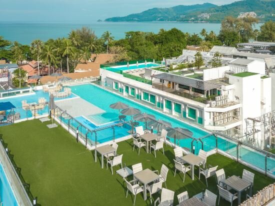 Фото Hotel Clover Patong Phuket