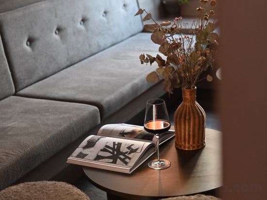 Фото Hotel Local 101