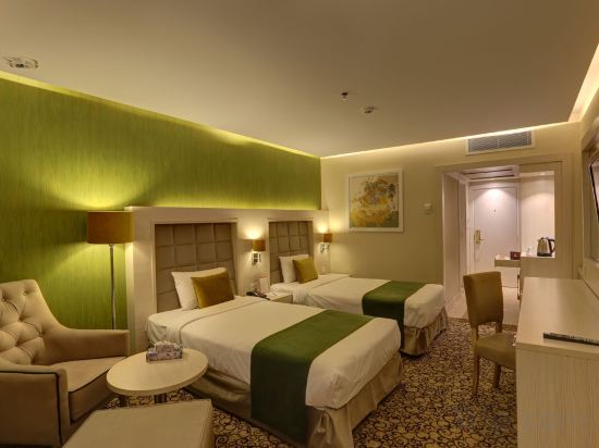 Фото Parsian Enghelab Hotel