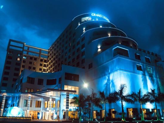 Фото Grand Sylhet Hotel & Resort