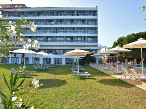 Гостиница Airotel Achaia Beach в Патрах