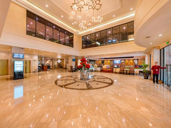 Фото Saigon Prince Hotel