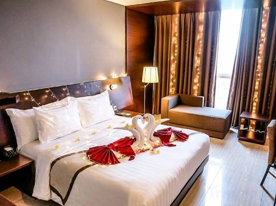 Фото Aston Imperial Bekasi Hotel & Conference Center