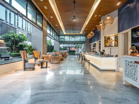 Фото The Beach Heights Resort