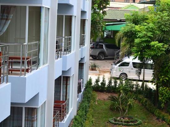 Фото Aonang Village Resort by Bunk