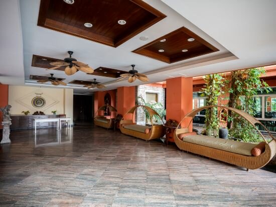 Фото Chateau EN Ville Pattaya