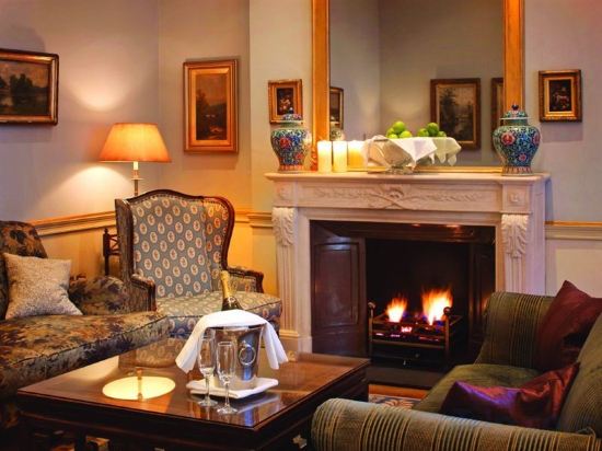 Фото Roseate House London