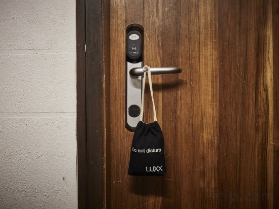 Фото LUXX Langsuan Hotel