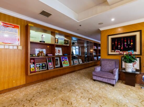 Фото Dalian Asia Pacific Service Apartment